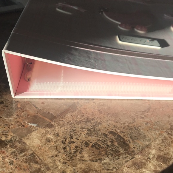 Pink and white baby girl photo album. Holds 200 4x6 photos. - Picture 6 of 9